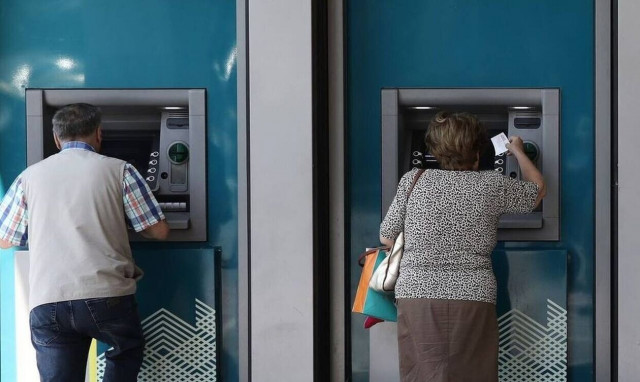 Έκτακτο επίδοµα 250 ευρώ: Εκταμιεύεται σε 90 ημέρες – Ποιοι θα το πάρουν