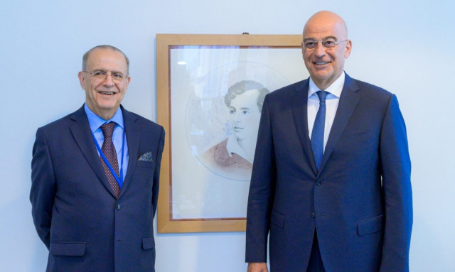 Δένδιας από Νέα Υόρκη: «Οποιοσδήποτε αναθεωρητισμός από οπουδήποτε θα μας βρίσκει αντίθετους»