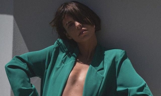 Μέγκι Ντρίο: Ποζάρει τόπλες στο Instagram