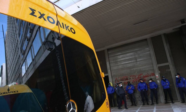 Ασπρόπυργος: Τι καταγγέλλουν οι γονείς του 6χρονου που κλειδώθηκε σε σχολικό – «Μας έψαχνε»