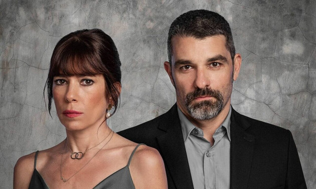 Τέλειοι Ξένοι: Η ταινία - φαινόμενο που μπήκε στο ρεκόρ Γκίνες γίνεται θεατρικό έργο