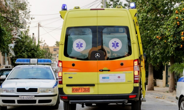 Μαγνησία: Ηλικιωμένη ζούσε μέρες μαζί με το νεκρό αδελφό της
