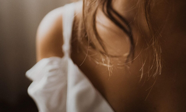 Πεθερά τσάκωσε τη νύφη με τον εραστή στις τουαλέτες την ώρα της γαμήλιας δεξίωσης