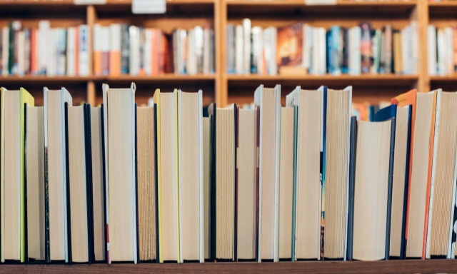 Επιταγές αγοράς βιβλίων: Δείτε εδώ τους οριστικούς πίνακες - Ποιοι θα λάβουν τα 20 ευρώ