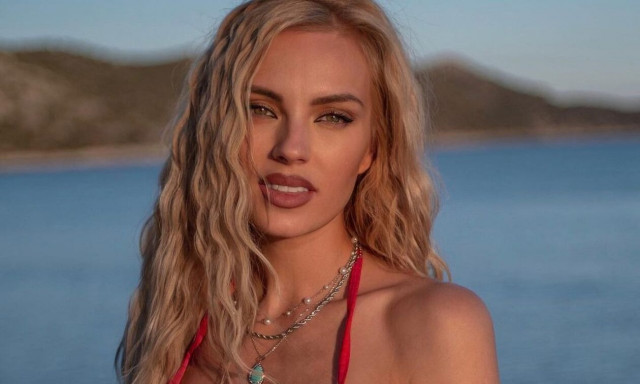 Τζούλια Νόβα: «Η προηγούμενη σχέση μου μού έλεγε ότι δεν κάνω για μαμά»