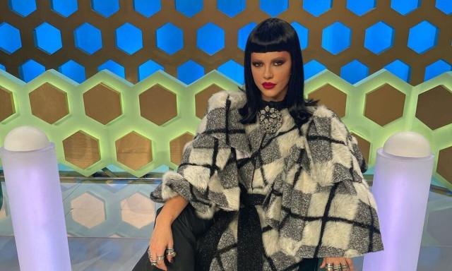 Η Ραμόνα Βλαντή «γλεντάει» τη Σοφία Χατζηπαντελή: «Όχι πλαστικά σε θάλασσες και ακτές»