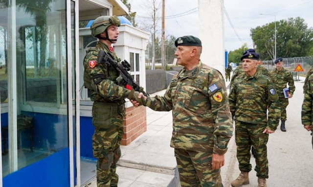 ΓΕΕΘΑ: Στον Έβρο ο Στρατηγός Φλώρος - «Δεν θα αφήσουμε να χαθεί ούτε μία σπιθαμή ελληνικής γης»