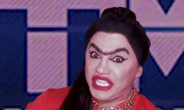 GNTM 5: Ο Τάκης Ζαχαράτος έγινε «Σοφία Χατζηπαντέλη» και «γκρέμισε» το facebook (video)