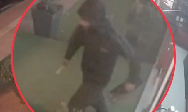 Άγιος Δημήτριος: Διαρρήκτης ξέχασε το ηλεκτρονικό του τσιγάρο φεύγοντας