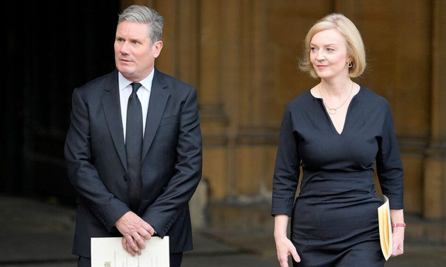 Βρετανία: Ο ηγέτης των Εργατικών δεσμεύεται ότι θα καταργήσει τις φοροελαφρύνσεις στους πλούσιους