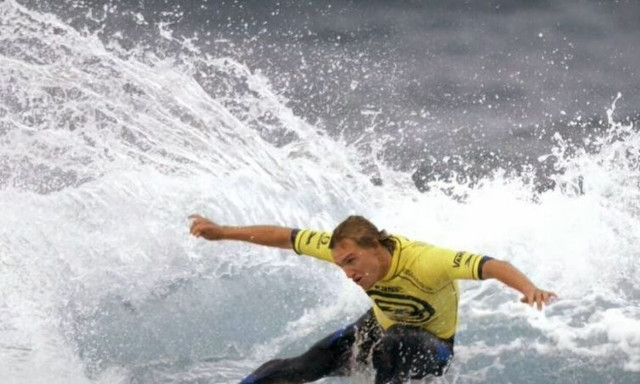 Αυστραλία: Νεκρός ο θρύλος του σερφ Κρις Ντέιβιντσον - Τον γρονθοκόπησαν έξω απο παμπ