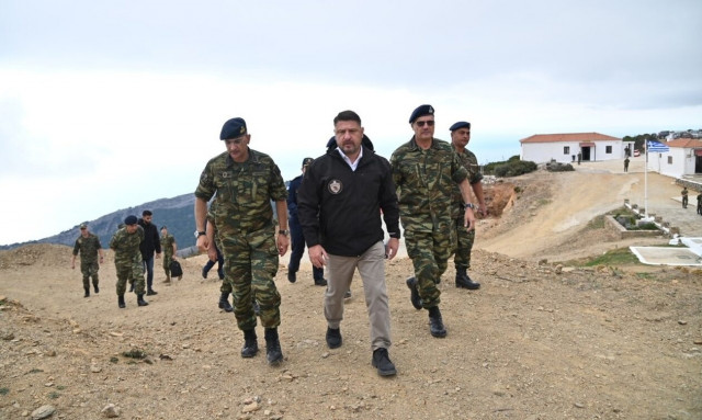 Ένοπλες Δυνάμεις: «Σάρωσε» το Ανατολικό Αιγαίο ο Χαρδαλιάς – Μήνυμα ετοιμότητας στην Άγκυρα