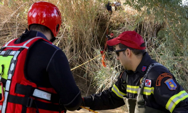 Ιωάννινα: Σε ασφαλές μέρος οι δύο τουρίστες που είχαν εγκλωβιστεί στο φαράγγι του Βίκου