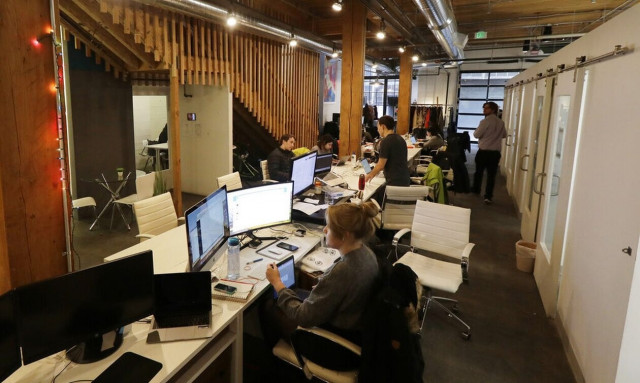 «Kαμπανάκι» από τον OHE: Δώδεκα δισ. ημέρες εργασίας το χρόνο χάνονται λόγω κατάθλιψης και άγχους