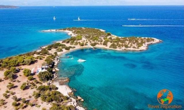 Πόρτο Χέλι: Η αρχαία πόλη των Αλιέων με τους θαμμένους ναούς κάτω από την επιφάνεια της θάλασσας