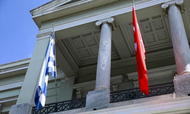 ΥΠΕΞ: Η Ελλάδα δεν διεκδικεί τίποτα έναντι της Τουρκίας αλλά θα υπερασπιστεί τα δικαιώματά της