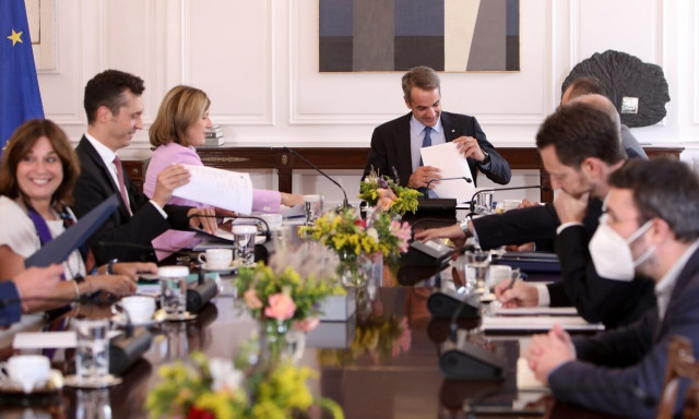 Συνάντηση Μητσοτάκη με την αντιπρόεδρο της Ευρωπαϊκής Επιτροπής Βιέρα Γιούροβα