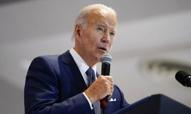 Μακάβρια πρόβλεψη Μπάιντεν για τον τυφώνα Ίαν