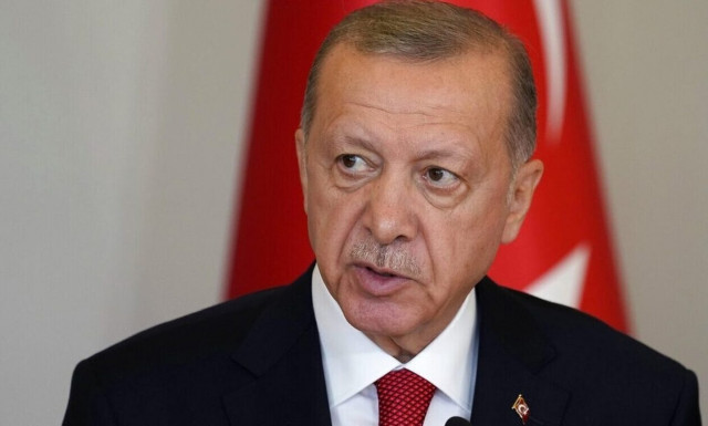 Ερντογάν ο... χαιρέκακος: Οι Ευρωπαίοι μοιράζουν στα κοινοβούλια τους κουβέρτες και παπλώματα