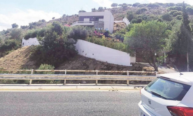 Κρήτη: Γκρεμίζουν βίλα 500 τ.μ για να περάσει ο νέος ΒΟΑΚ και δίνουν αποζημίωση… 16.800 ευρώ!