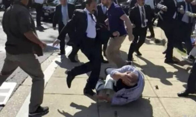 ΗΠΑ: Η κυβέρνηση εισηγήθηκε να δικαστεί η Τουρκία για την επίθεση σε διαδηλωτές στην Ουάσιγκτον