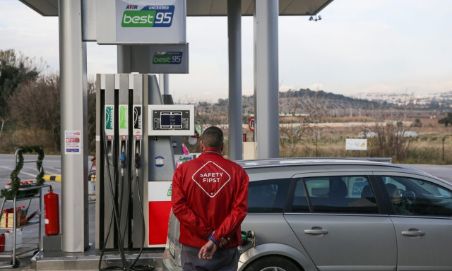 Ο Οκτώβριος έρχεται, η επιδότηση πετρελαίου κίνησης... φεύγει  - Θα ξεπεράσει την αμόλυβδη η τιμή