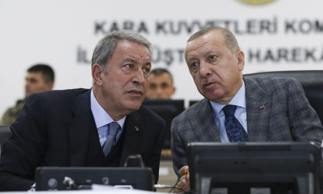 Γιατί το σενάριο του ναυτικού αποκλεισμού θα ανοίξει την πόρτα του φρενοκομείου;