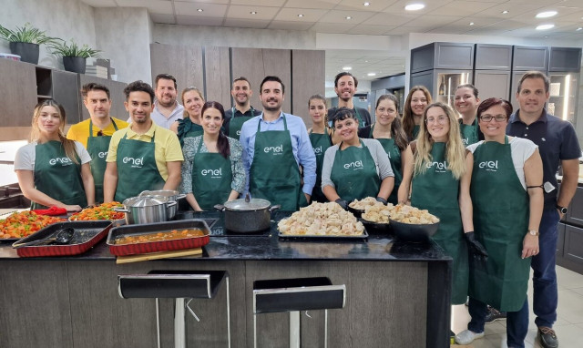 ENEL GREEN POWER: 1.000 μερίδες φαγητού για τους αστέγους της πόλης, από την εθελοντική ομάδα