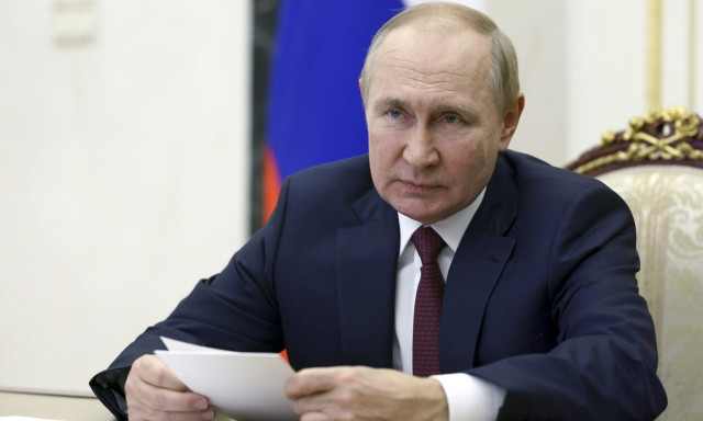 Πρέσβης ΗΠΑ στο ΝΑΤΟ: Η Ρωσία είναι με την «πλάτη στον τοίχο» - Ο Πούτιν έχει αρχίσει να χάνει