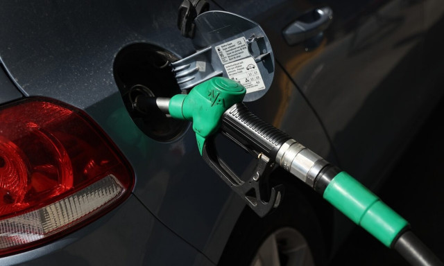 Πετρέλαιο κίνησης: Τέλος η έκπτωση στην αντλία - Πού θα φτάσουν οι τιμές