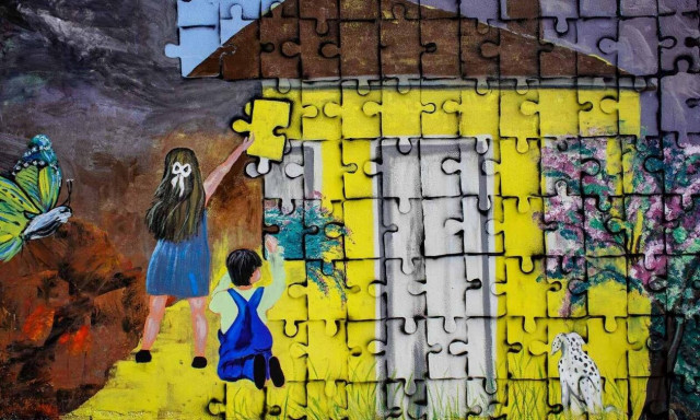 Ηράκλειο: Ο σεισμός του Αρκαλοχωρίου μέσα από ζωγραφιές και φωτογραφίες