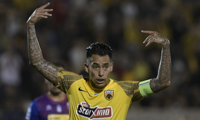 Γράφει ιστορία ο Αραούχο...