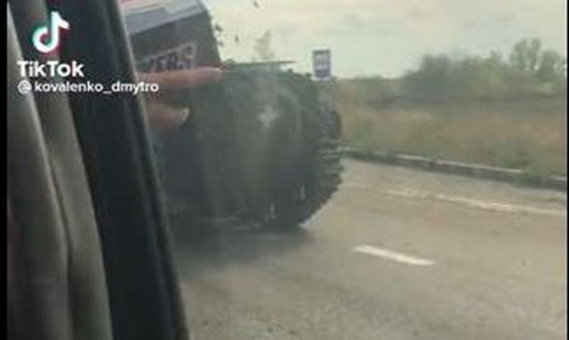 Σάλος στο Twitter με τα «ελληνικά» άρματα στην Ουκρανία - Το βίντεο που λανθασμένα έγινε viral