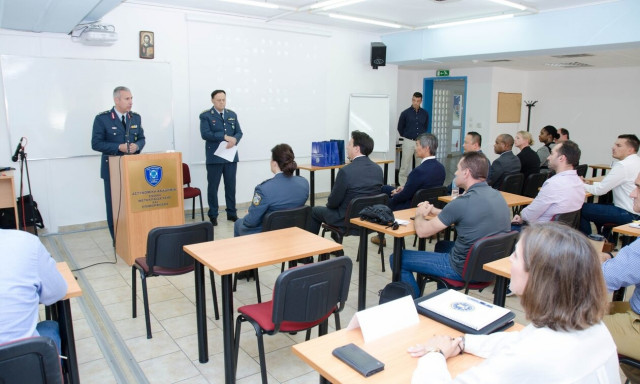 Στελέχη του FBI εκπαιδεύουν τους διαπραγματευτές της ΕΛ.ΑΣ