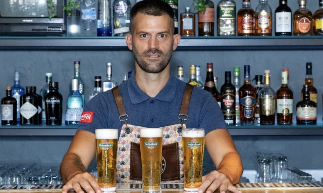 Φάνης Κώτσης: Ο bar expert του Couleur Locale εξηγεί τι προσφέρει η πρώτη γουλιά της απόλαυσης