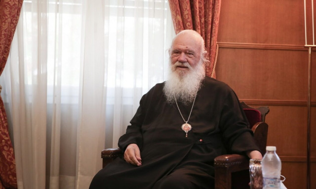 Ιερώνυμος: Απαράδεκτα τα φαινόμενα ψυχολογικής και σωματικής βίας εις βάρος των γυναικών