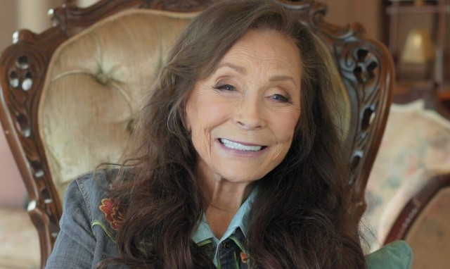 ΗΠΑ: Η Λορέτα Λιν, θρύλος της αμερικανικής κάντρι μουσικής, έφυγε από τη ζωή σε ηλικία 90 ετών