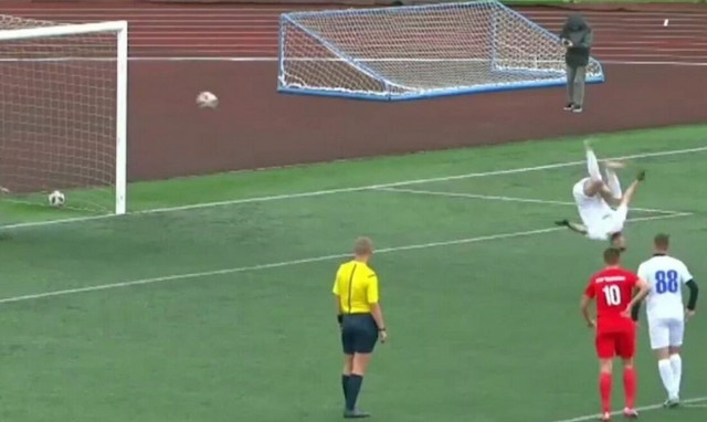 Νόρικ Αβνταλιάν: Πέναλτι αλά ακροβατικά - Ευστόχησε με ανάποδη κωλοτούμπα