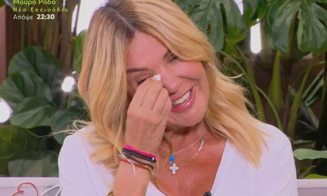 Χριστίνα Παππά: Έβαλε τα κλάματα όταν άρχισε να μιλά για τη γέννηση της εγγονή της