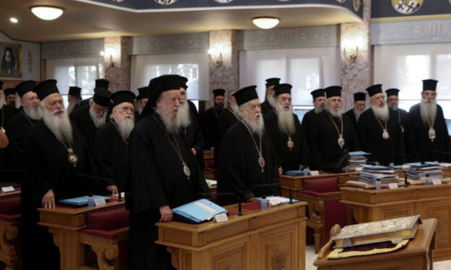 Ιερά Σύνοδος: Προτάσεις για την αναζωπύρωση της ενορίας