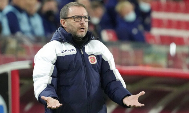 «Αυνανίστηκε μπροστά στον γιο μου»: Απίστευτες καταγγελίες για τον προπονητή, Ντέβις Μάντζια