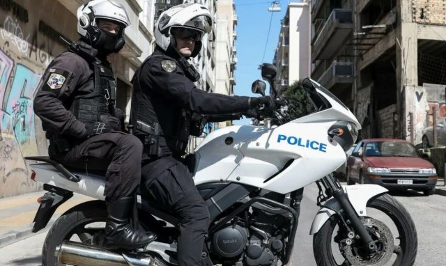 Αιγάλεω: Ανήλικοι έβγαλαν κουζινομάχαιρο σε σχολείο και απείλησαν μαθητές και καθηγητές