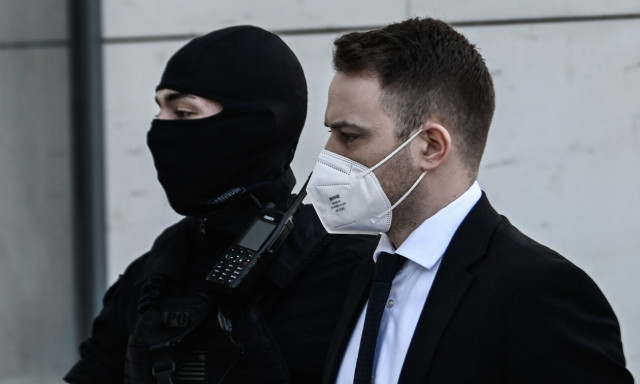 «Καταπέλτης» η μητέρα της Κάρολαϊν για τον Μπάμπη Αναγνωστόπουλο - «Δεν θέλουμε τα χρήματά του»