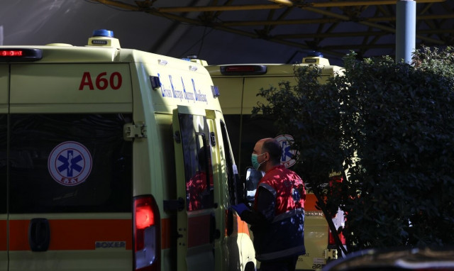 Οικογενειακή τραγωδία στη Σύρο: Τον πάτησε η σύζυγός του με το αμάξι και τον σκότωσε