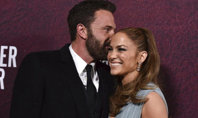 Λόπεζ-Άφλεκ: Απολαμβάνουν ακόμη μήνα του μέλιτος - Ψάχνουν το ιδανικό σπίτι για την οικογένειά τους