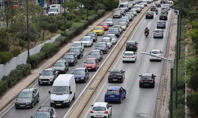 Κίνηση: Συμφόρηση σε Κηφισού και Κηφισίας – Ποιους δρόμους να αποφύγετε