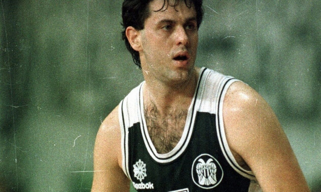 Σαν σήμερα: Το πρώτο τρίποντο στο ελληνικό πρωτάθλημα