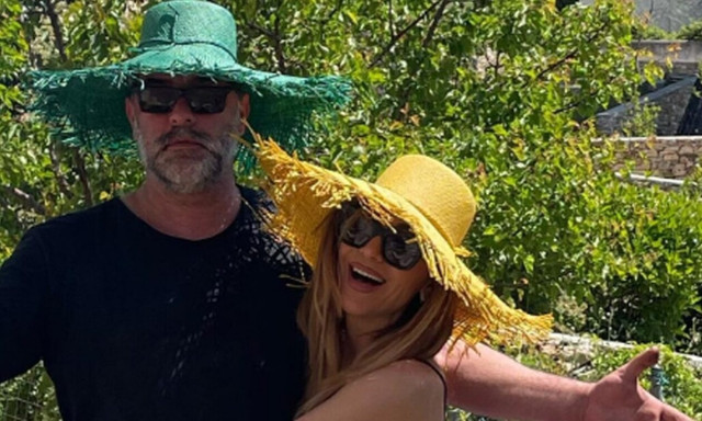 Δέσποινα Βανδή: Το τραγούδι που αφιερώνει στον Βασίλη Μπισμπίκη