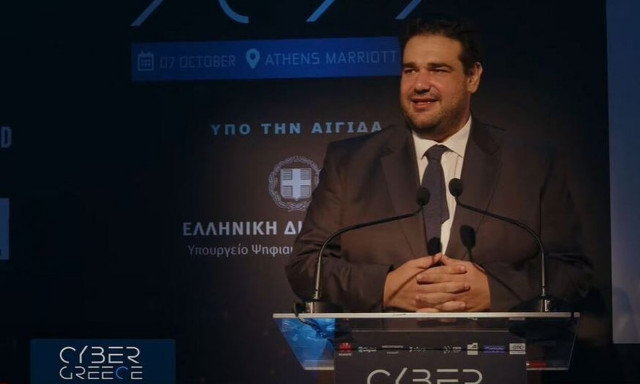 Λιβάνιος: «Στόχος μας, μέσω του Ταμείου Ανάκαμψης να βάλουμε οπτική ίνα σε όλα τα σχολεία»