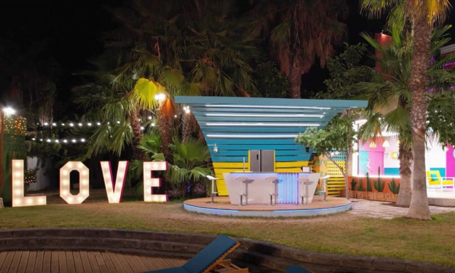 Love Island: Τα νέα ζευγάρια και ο single που θα αποχωρήσει από το παιχνίδι